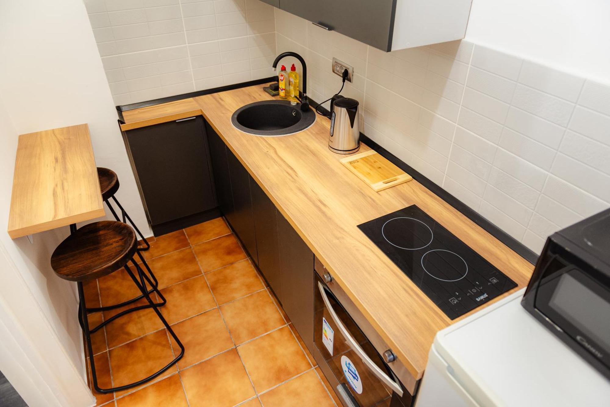 Central Modern Apartment - Victory Square Near Government Building Bucureşti Ngoại thất bức ảnh