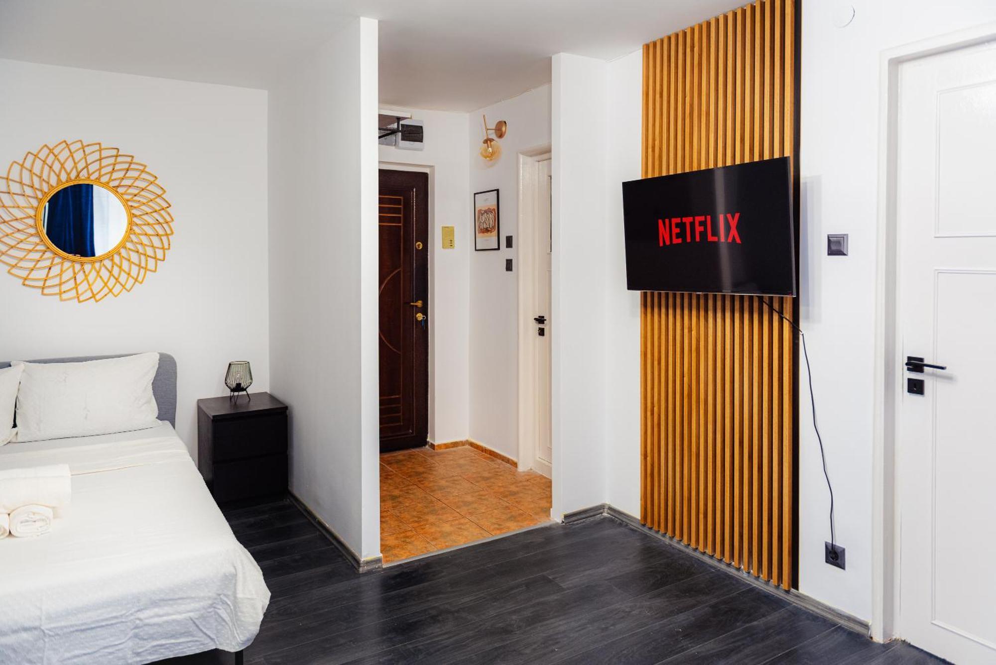 Central Modern Apartment - Victory Square Near Government Building Bucureşti Ngoại thất bức ảnh